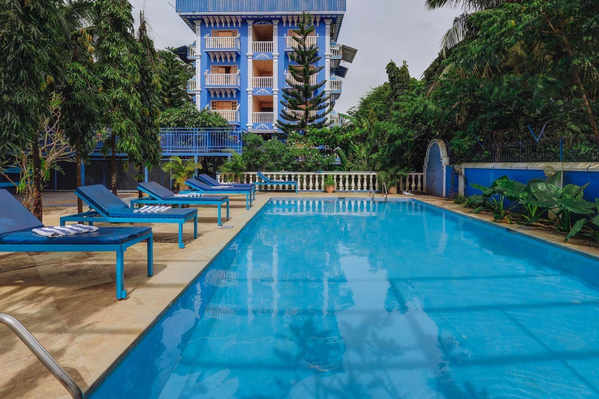 Mayflower Beach Resort By Casa Eternal Baga Bagian luar foto