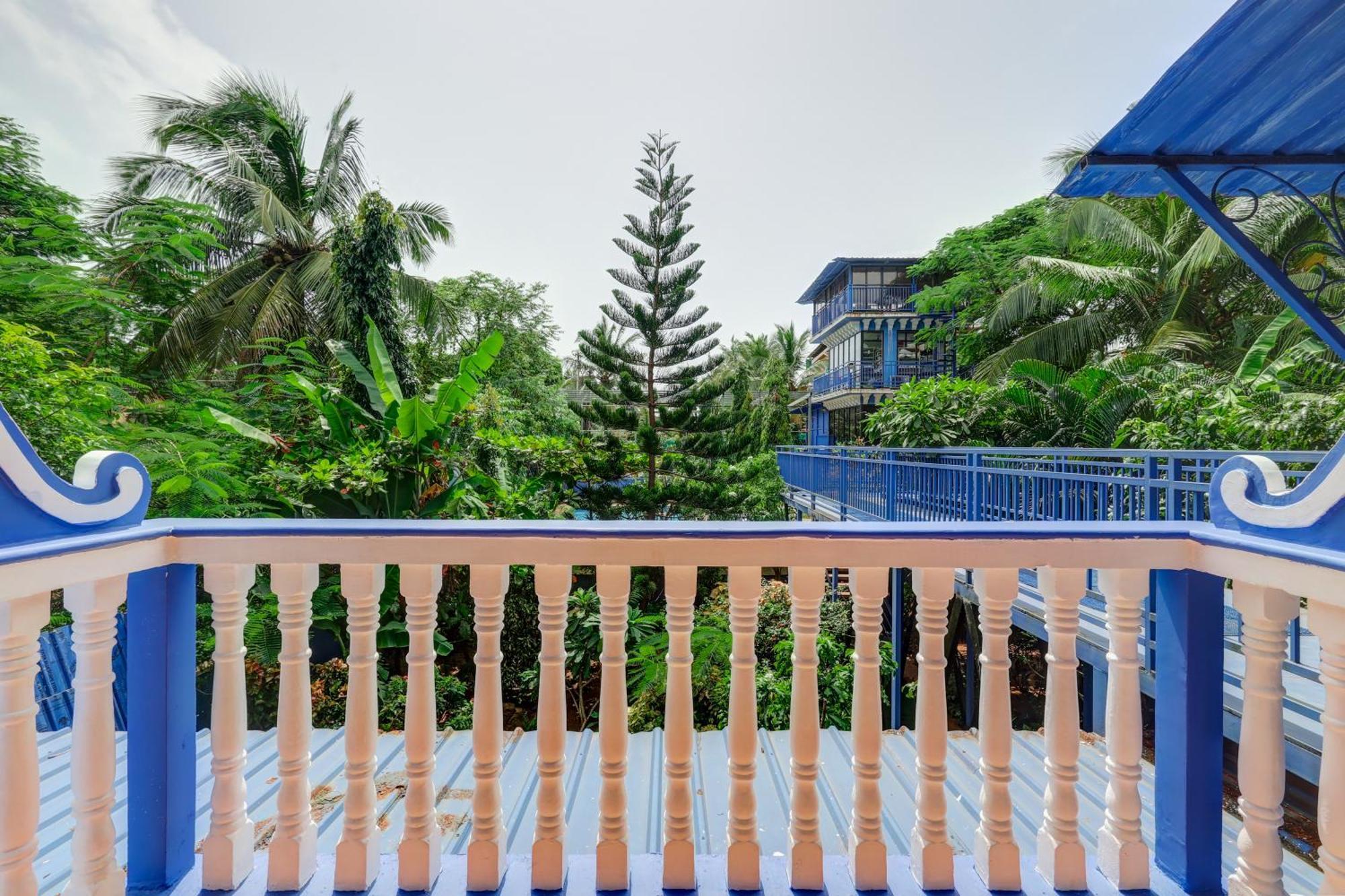 Mayflower Beach Resort By Casa Eternal Baga Bagian luar foto