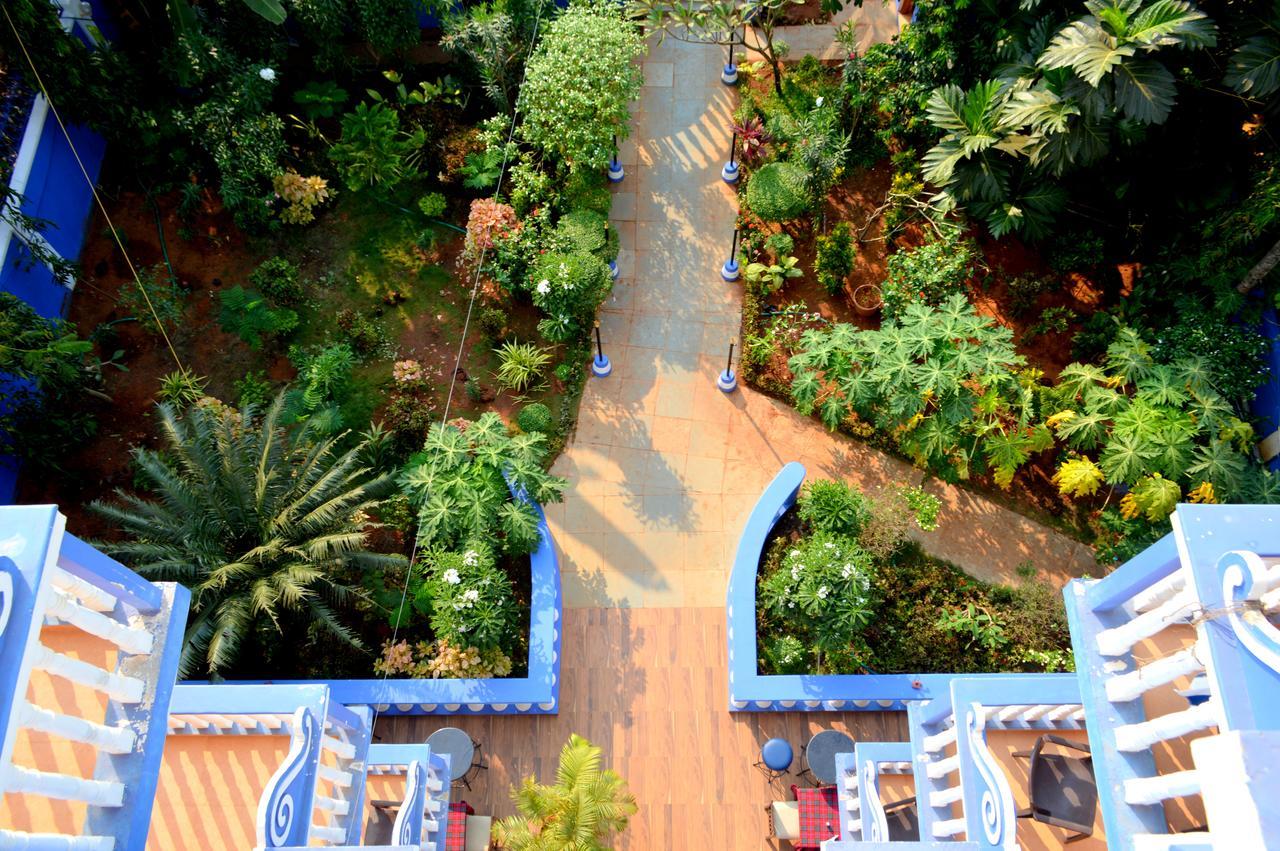 Mayflower Beach Resort By Casa Eternal Baga Bagian luar foto